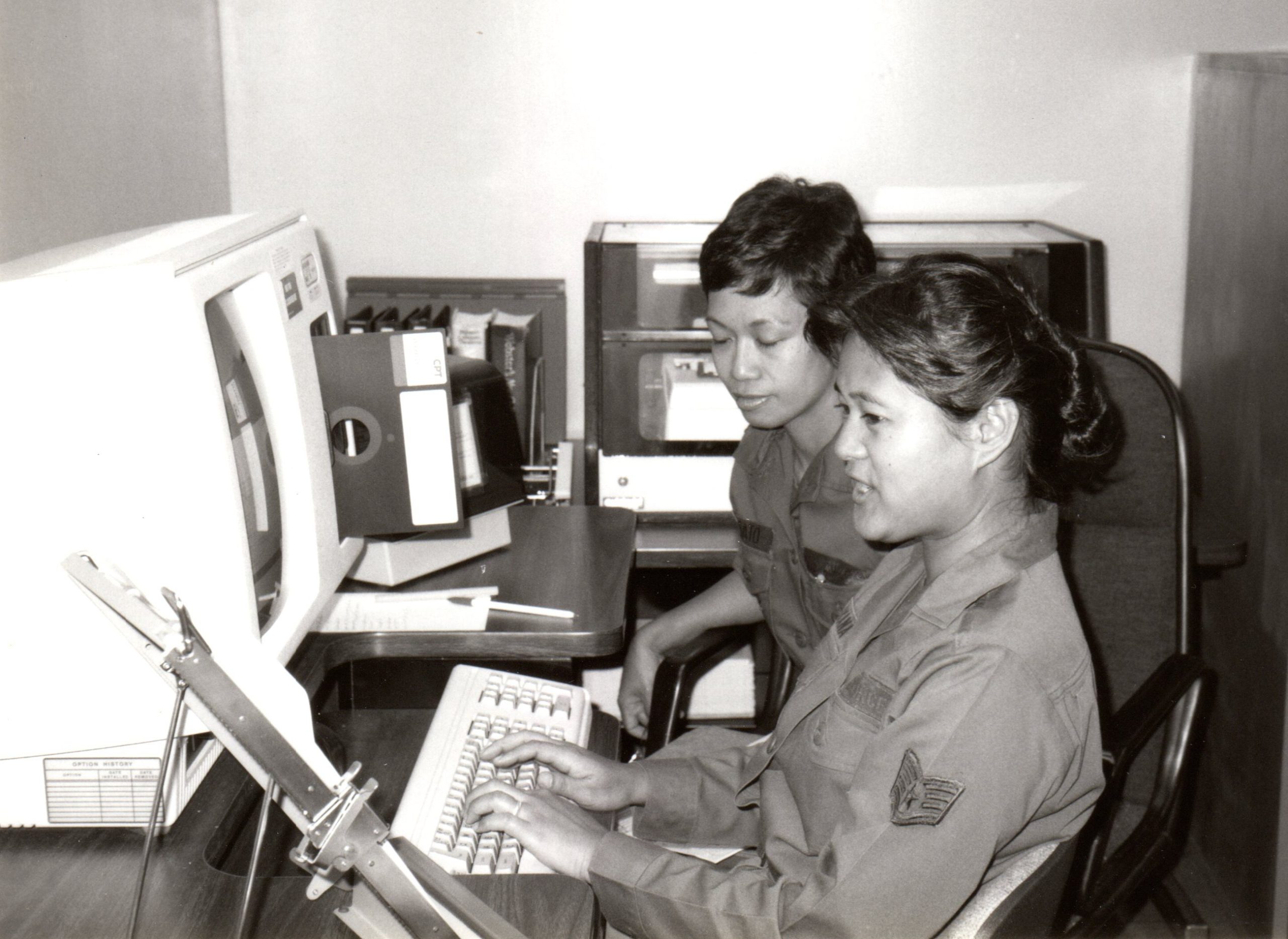 Check Six – 1986: CPT Word Processors