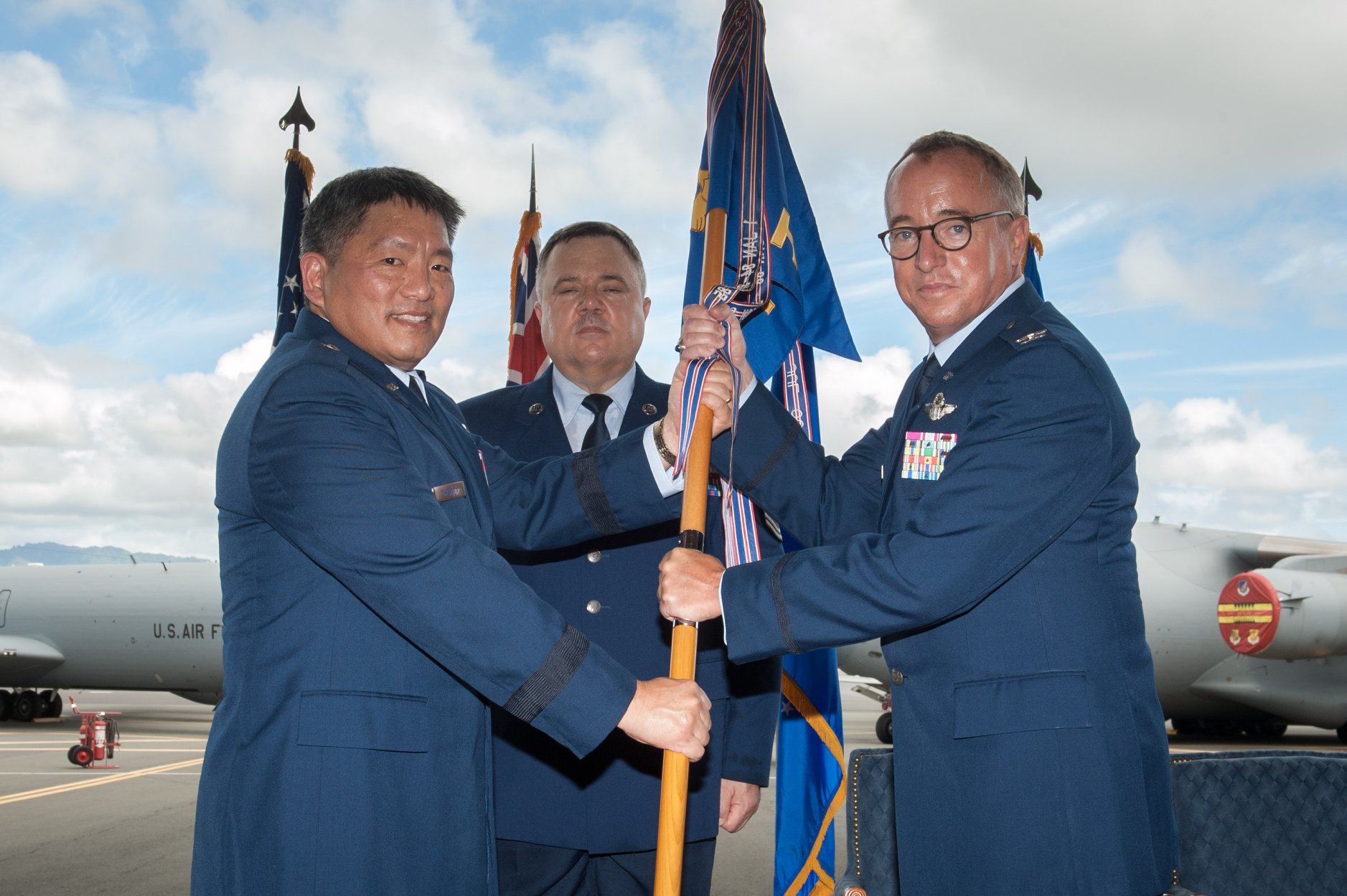 Col Dann Carlson Assumes Command of the 154 th Wing