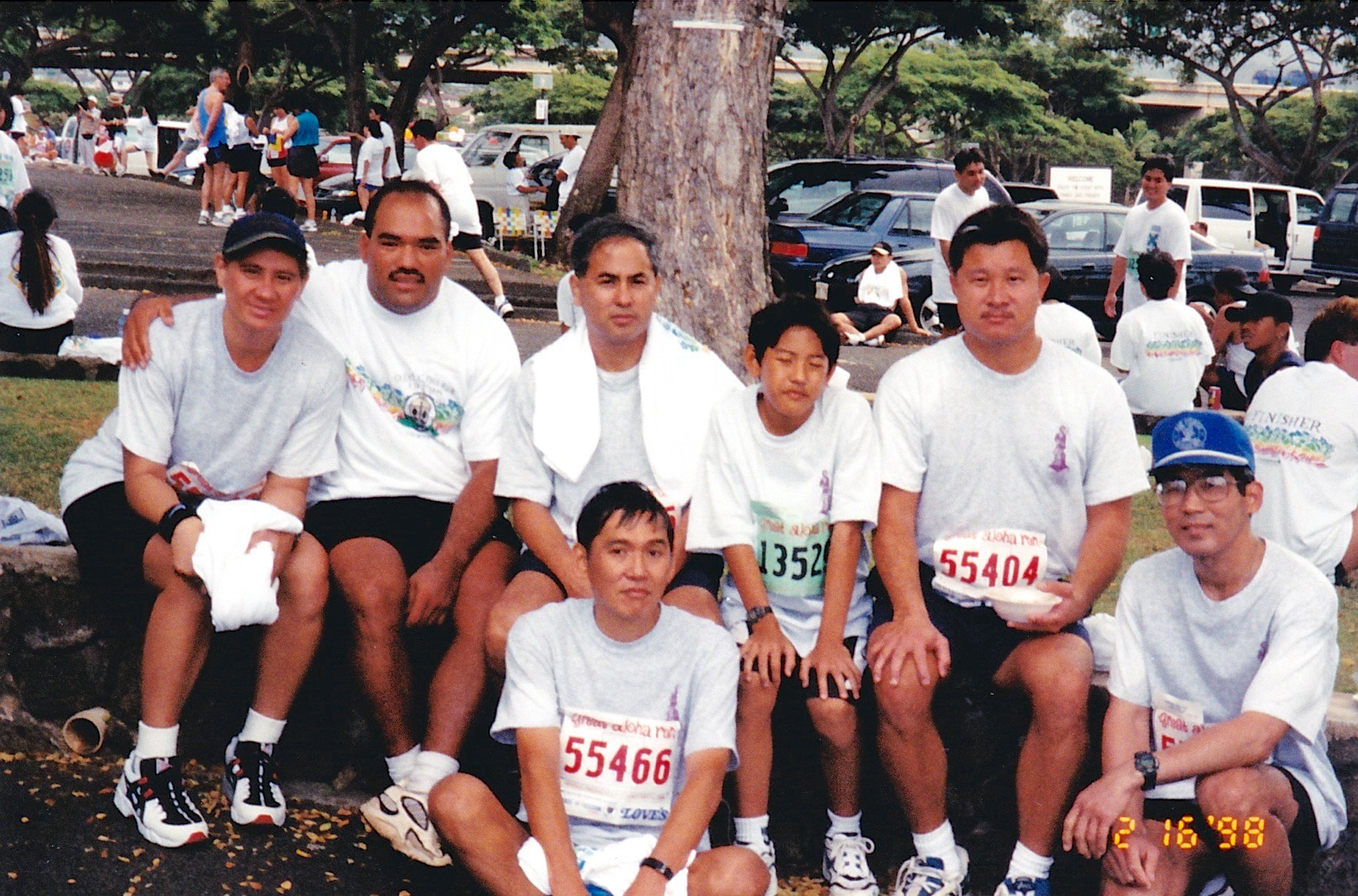 Check Six- 1998: Comptroller Office Participates in the Great Aloha Run