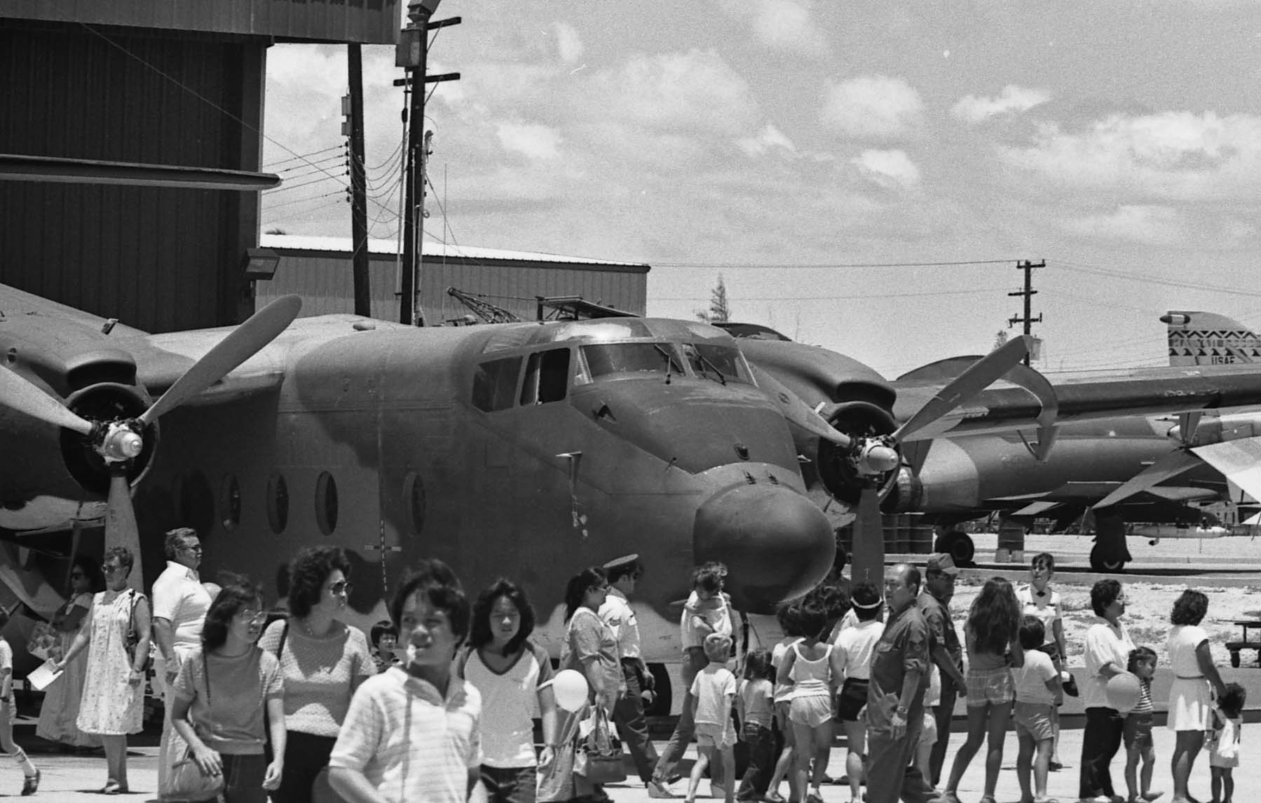 Check Six – 1980s: de Havilland Canada C-7 Caribou