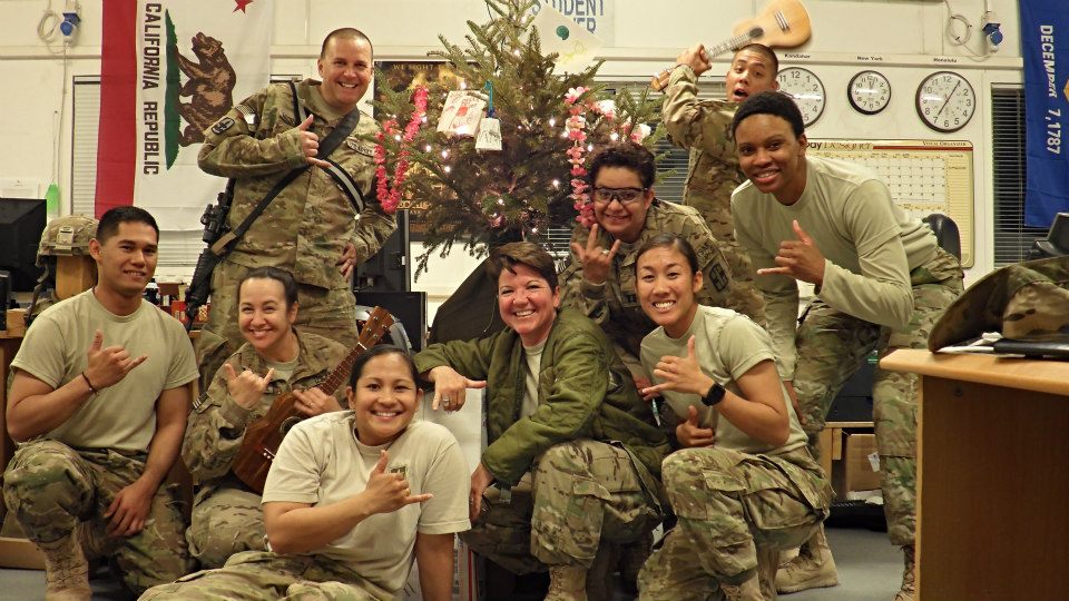 Check Six – 2011: Hawaiian Nights in Kandahar
