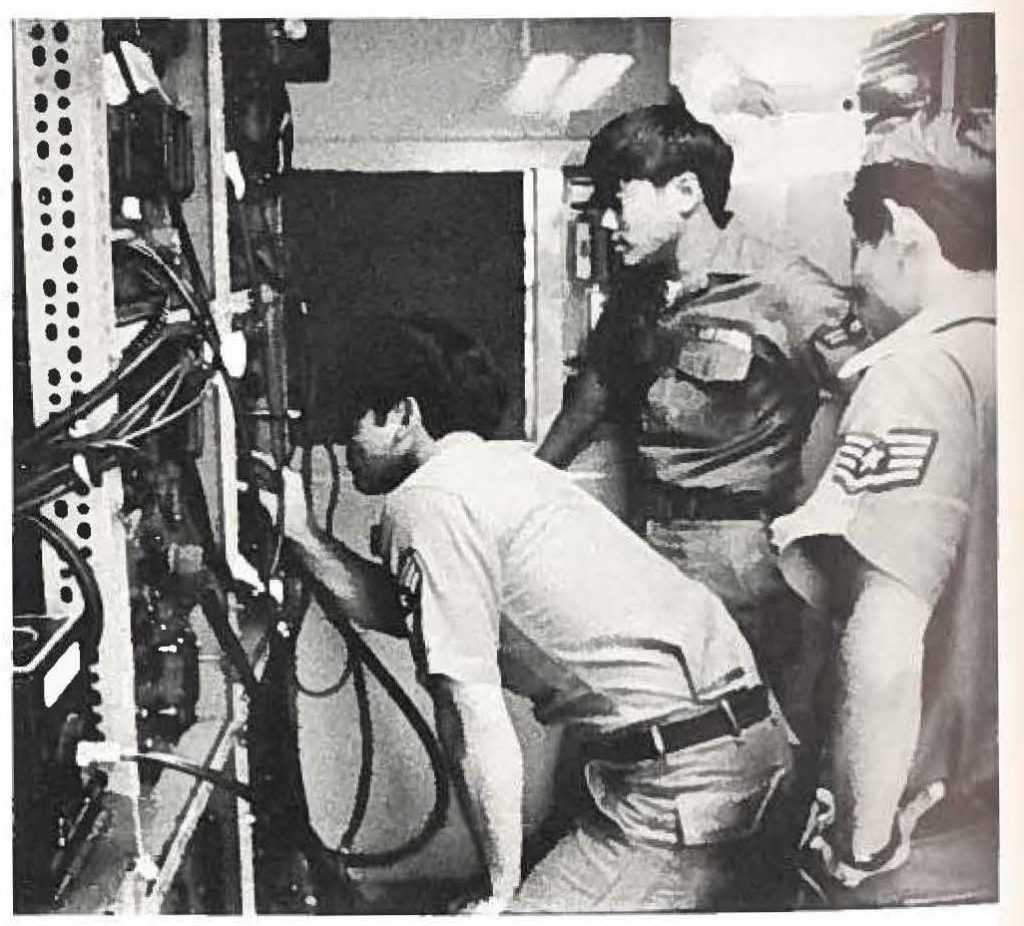 HANG 25- History of Hawaii Air National Guard 4 November 1946 - 3 November 1971 Photographs