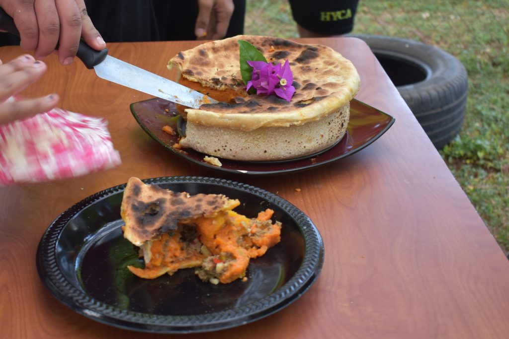 Youth Challenge Academy Cadets win cooking contest and receives an award from First Lady of Hawaii